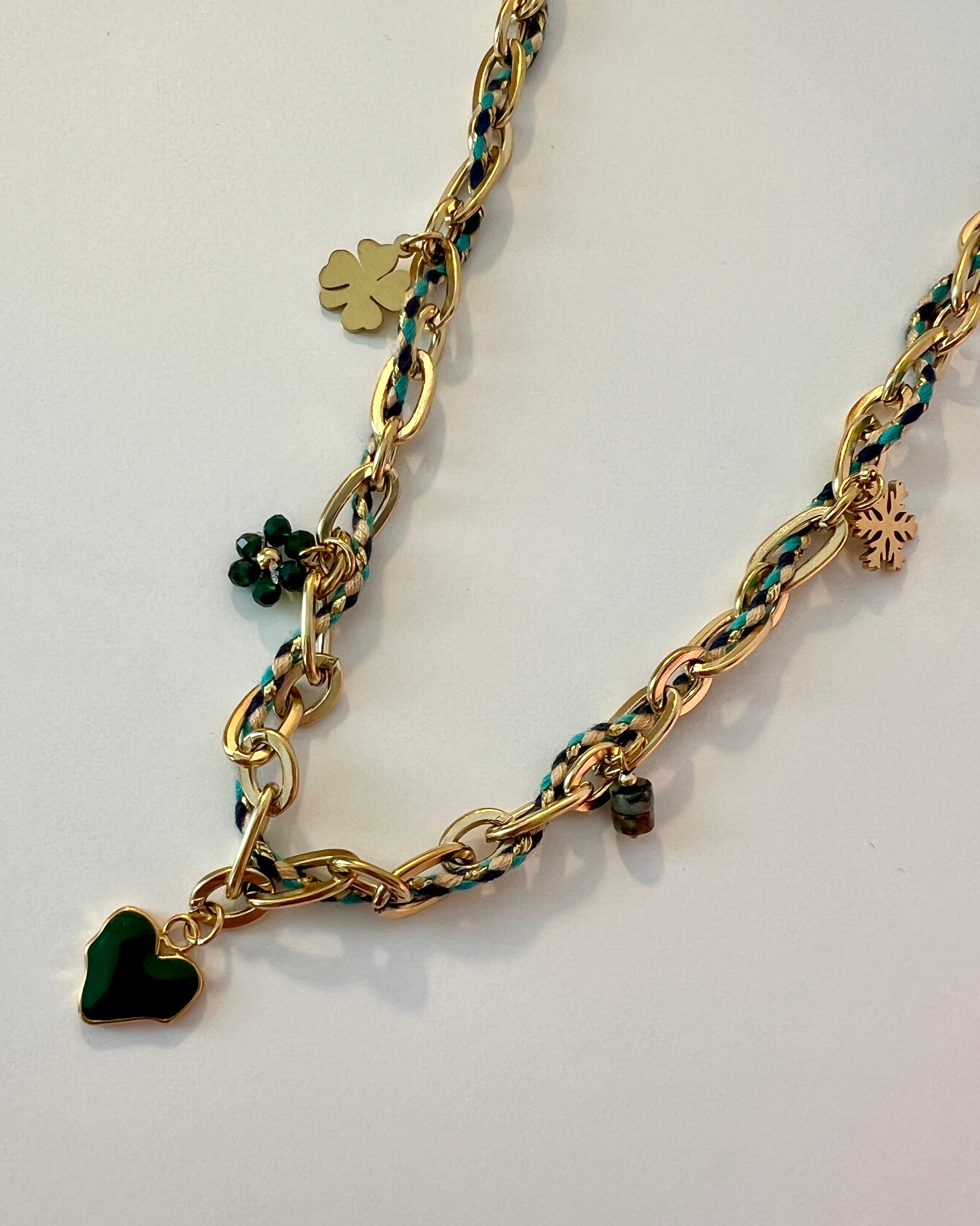 Collier Olive