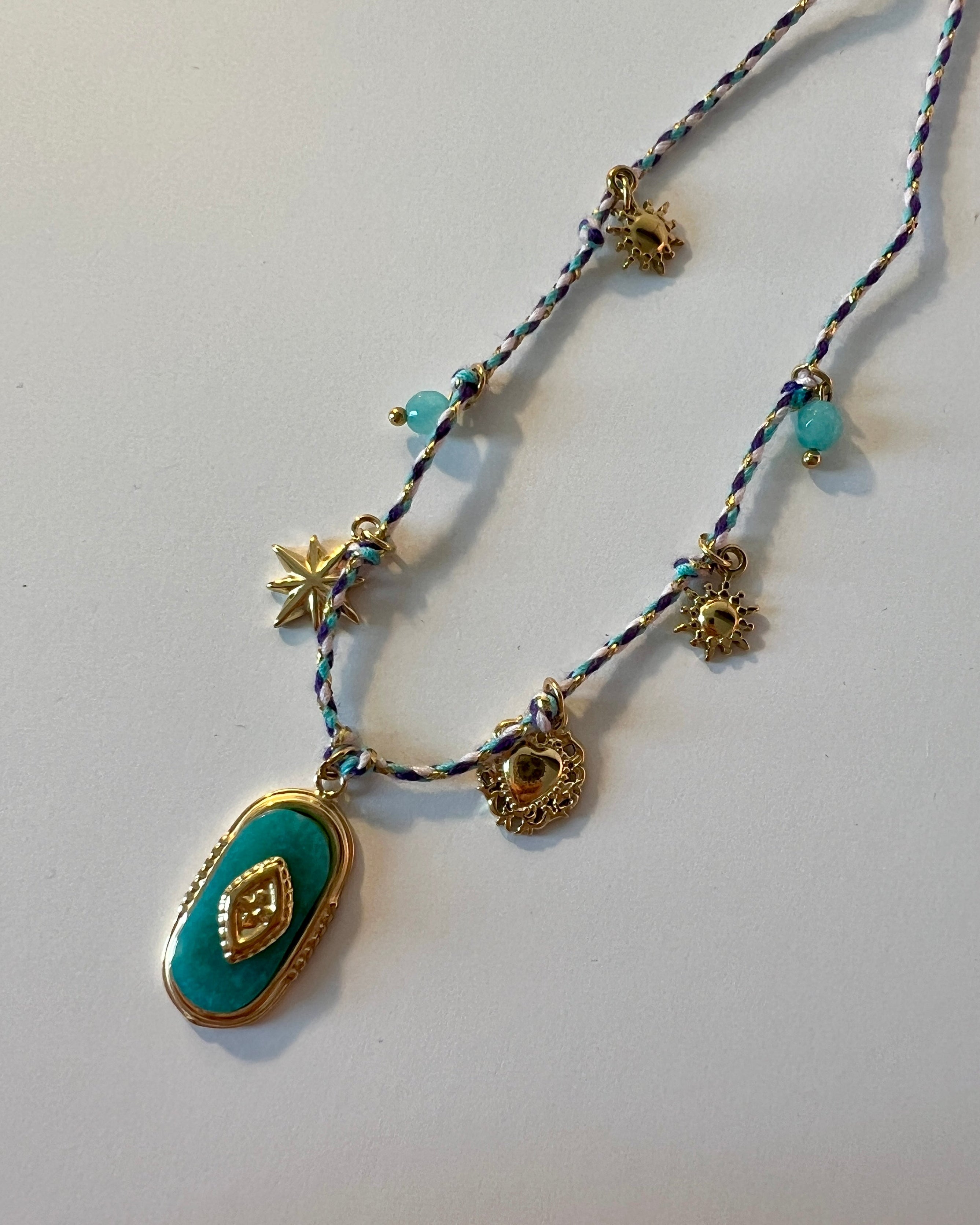 Collier Orient
